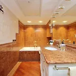 3v Luxury By Hili *